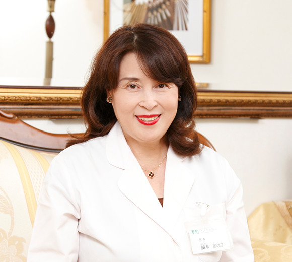 会長 藤本 加代子